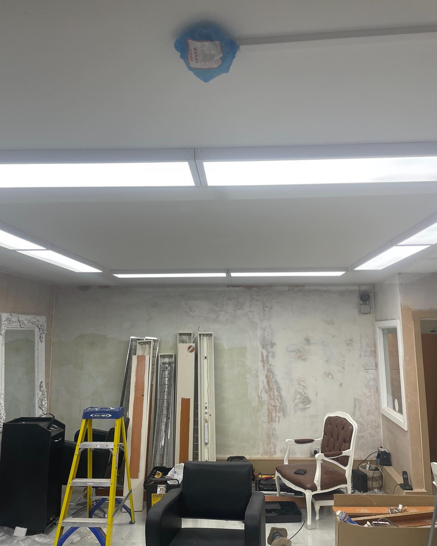 R M Electrical Services on-site electrical work